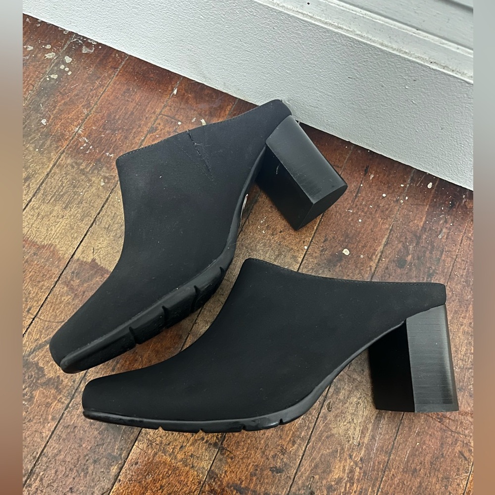 Aerosoles black heels